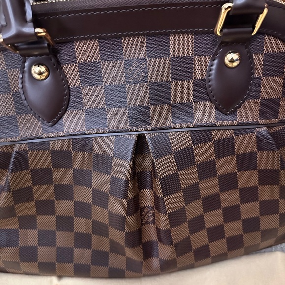 ❤️ SOLD! Louis Vuitton Trevi PM - Pristine Condition! ❤️ - Picture 3 of 12